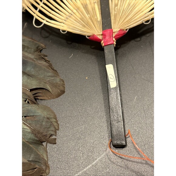 Vintage Asian Chinese Pien Mien Feather Fan Hand Fan Pair Set Of 2 Goose/duck? - Picture 11 of 14